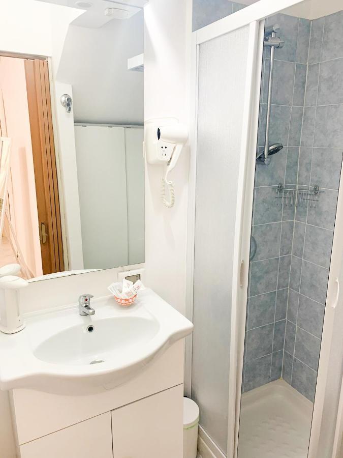 Rocksea Apartments เชฟาลู ภายนอก รูปภาพ