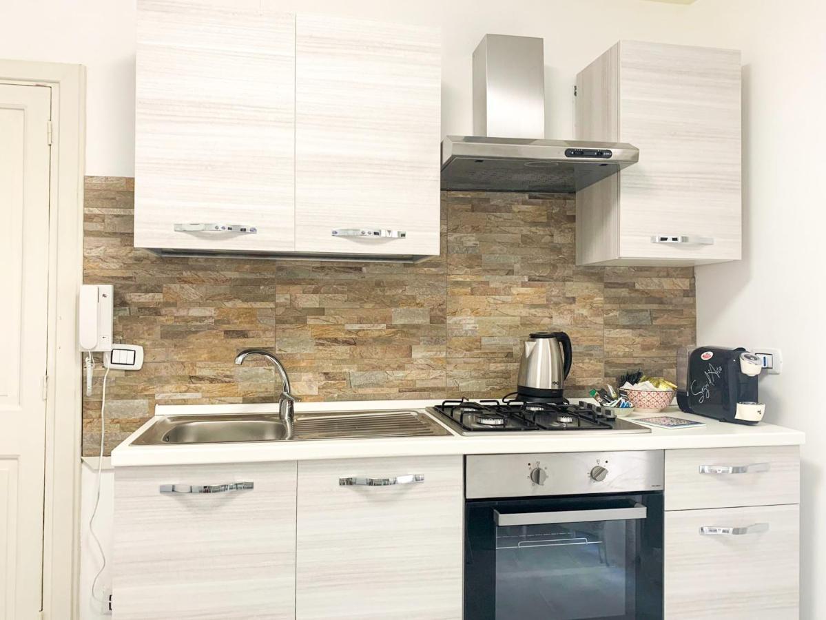 Rocksea Apartments เชฟาลู ภายนอก รูปภาพ